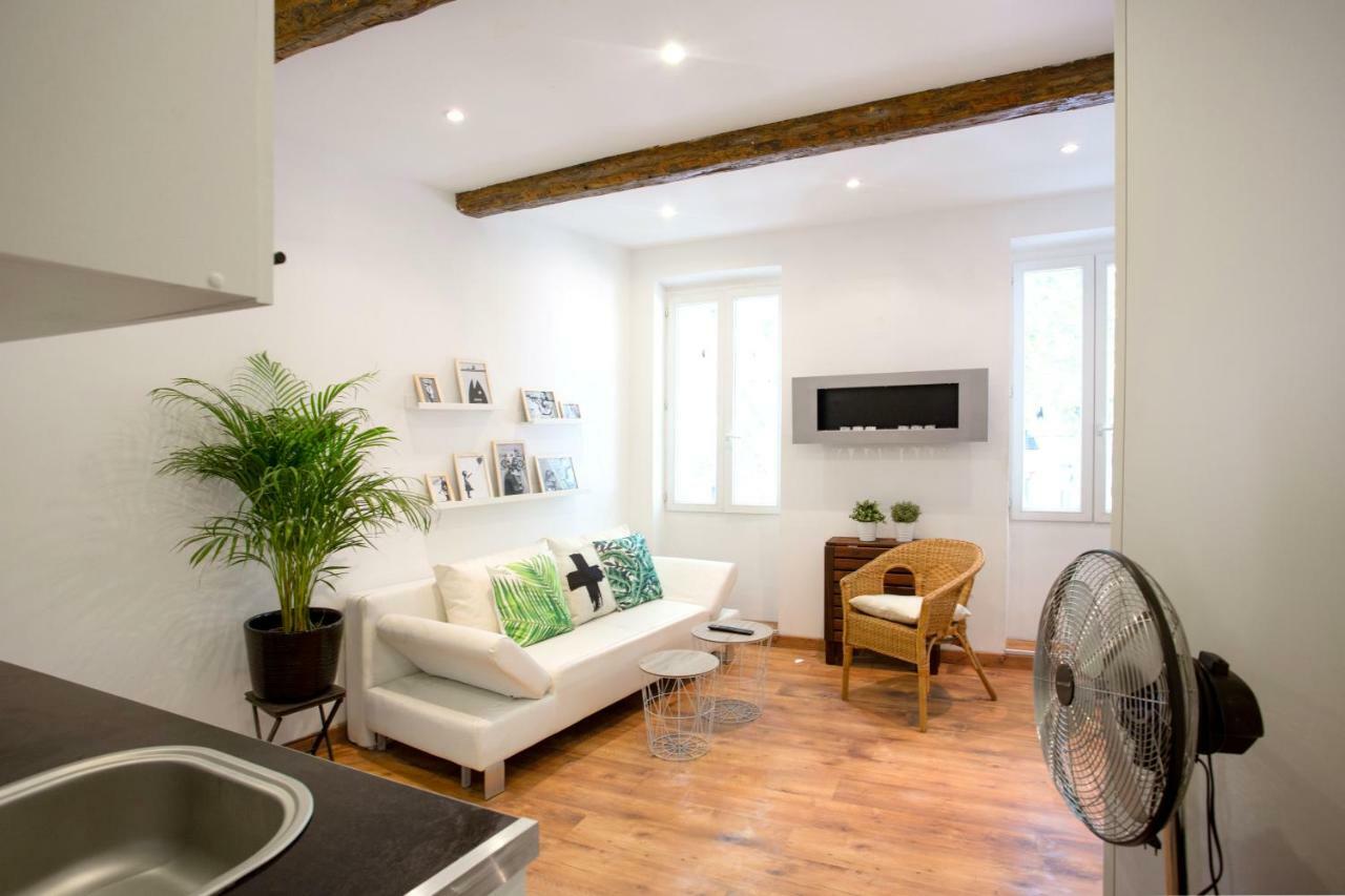GregBnb-com - T2 Cosy et design - PARKING INCLUS - WiFi - 15min Gare Toulon Extérieur photo