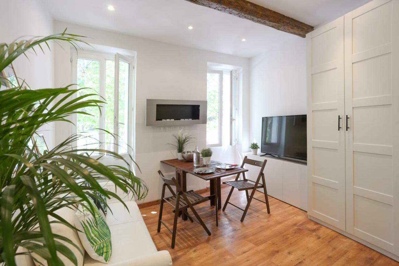 GregBnb-com - T2 Cosy et design - PARKING INCLUS - WiFi - 15min Gare Toulon Extérieur photo